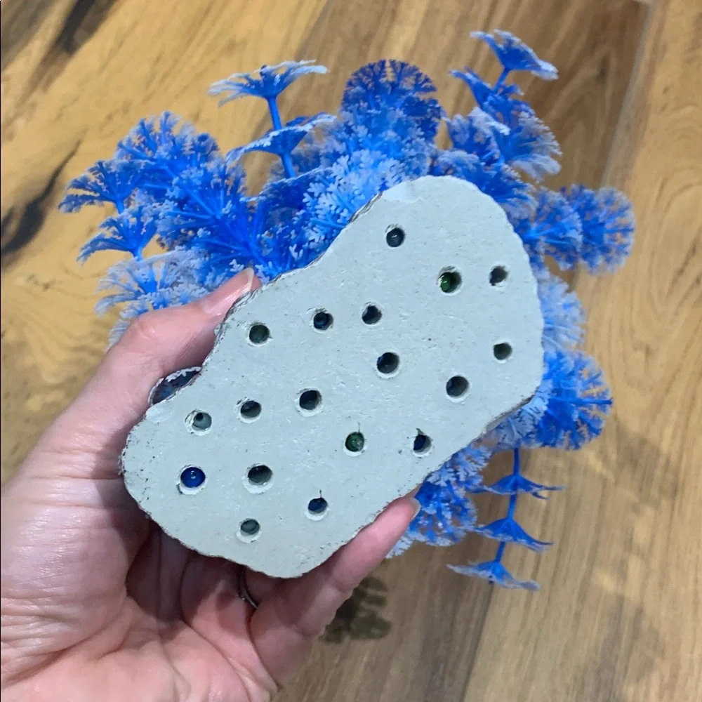 New blue and white fish aquarium faux plastic plants 6” by 6”
